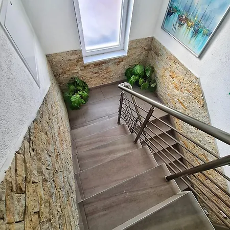 Aleksandra 2 14 * Sokobanja